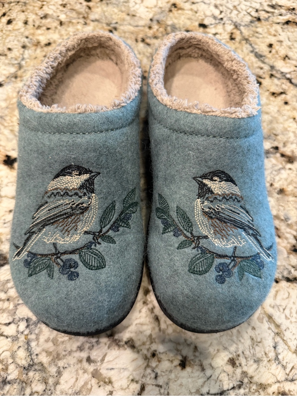 L.L. Bean Blue Bird Embroidered Wool Slippers